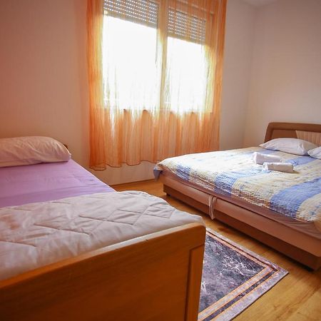 Apartment Hercegovina 2 Mostar Bagian luar foto