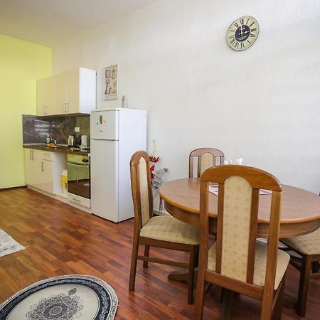 Apartment Hercegovina 2 Mostar Bagian luar foto