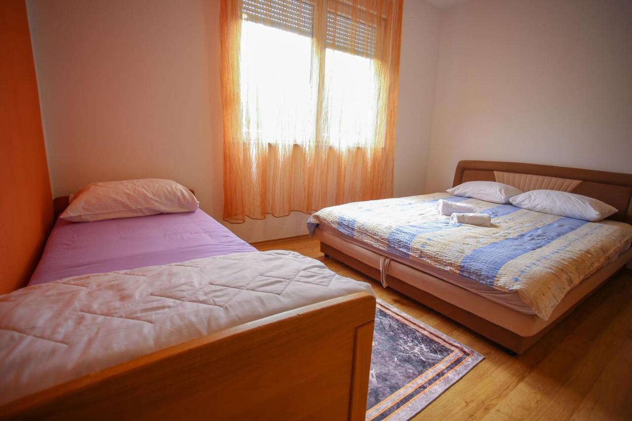 Apartment Hercegovina 2 Mostar Bagian luar foto