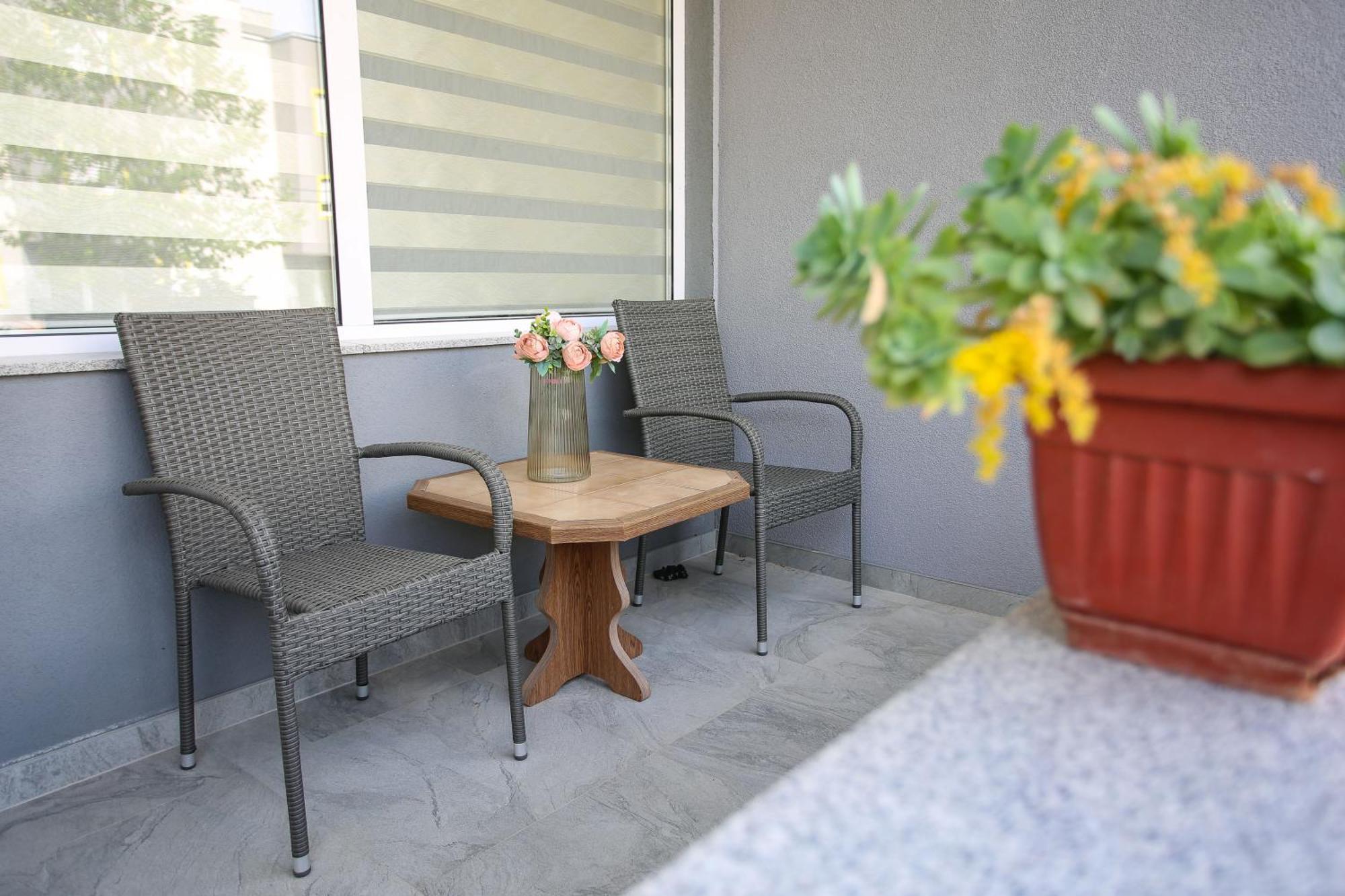 Apartment Hercegovina 2 Mostar Bagian luar foto